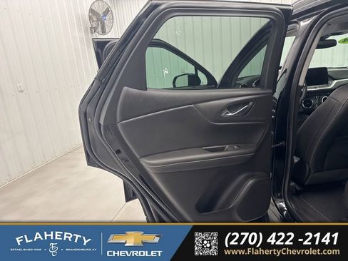 Used 2024 Chevrolet Blazer LT w/ LPO, Black Grille Bar Package image 10
