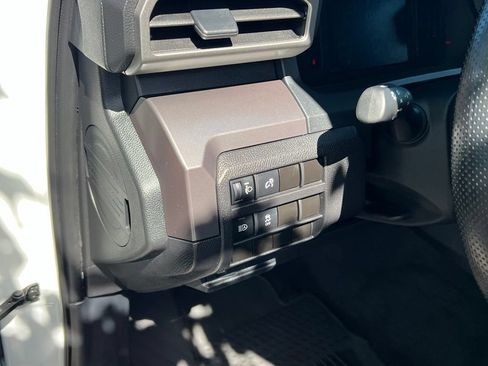 Used 2025 Toyota Tacoma SR5 RWD image 15