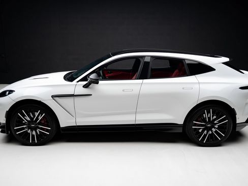 Used 2023 Aston Martin DBX 707 AWD/4WD image 16