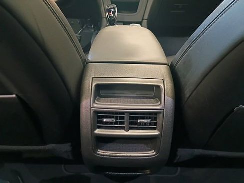 Used 2025 Cadillac XT5 Premium Luxury image 19