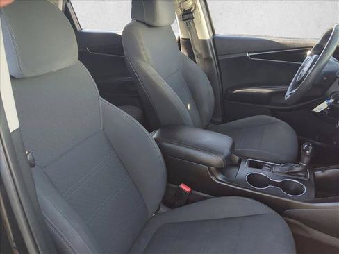 Used 2017 Kia Sorento FWD image 20