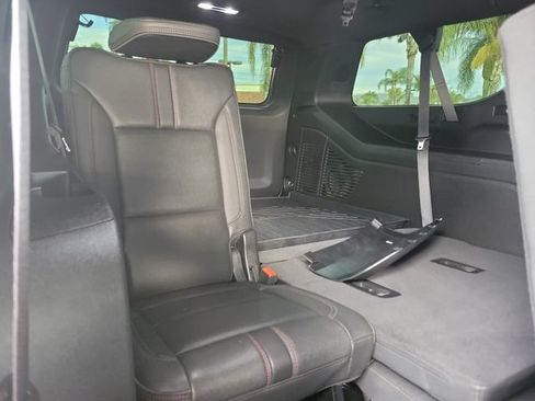 Used 2023 Chevrolet Suburban RST w/ Luxury Package AWD/4WD image 25