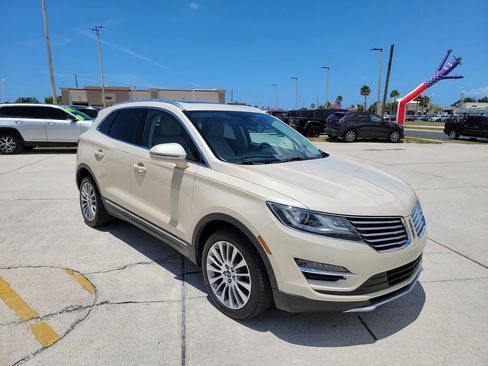 Used 2018 Lincoln MKC Reserve FWD image 6
