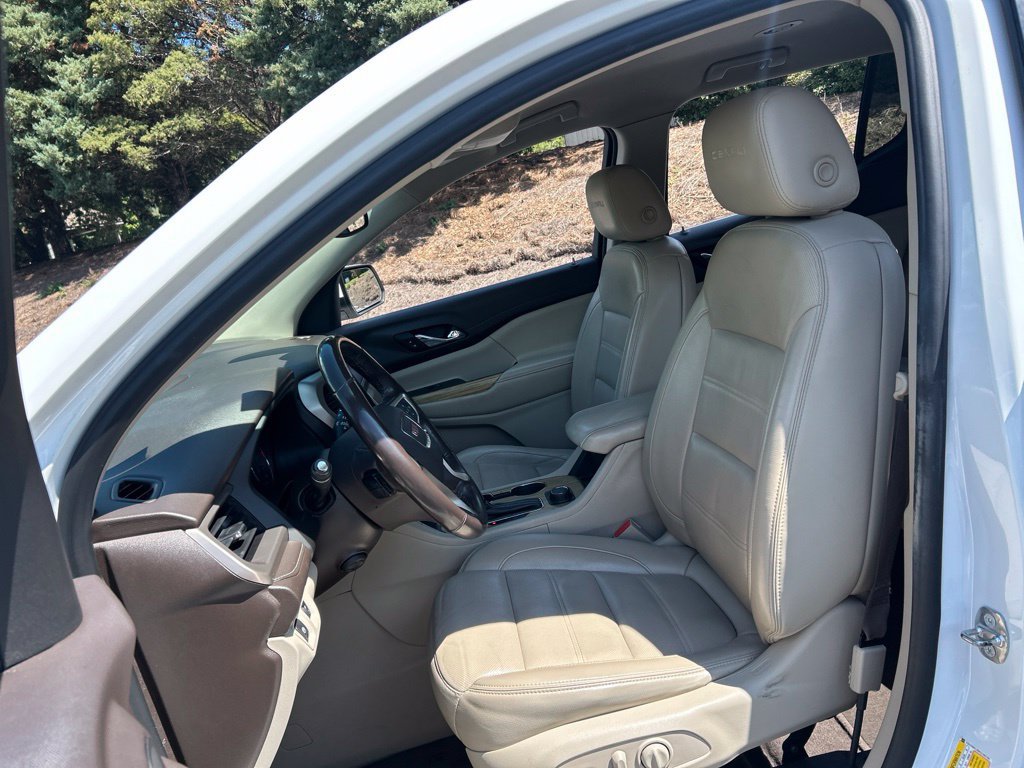 Used 2019 GMC Acadia Denali FWD image 38