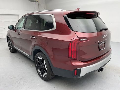 Used 2023 Kia Telluride S w/ S Sunroof Package image 9