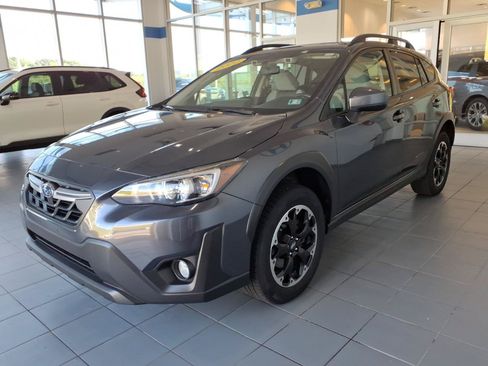 Certified 2022 Subaru Crosstrek 2.0i Premium w/ Moonroof Package AWD/4WD image 8