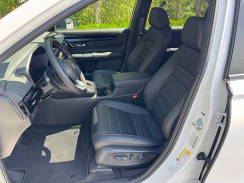 Certified 2026 Honda CR-V Sport Touring image 11