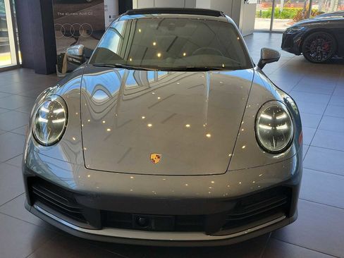 Used 2025 Porsche 911 Carrera RWD image 9