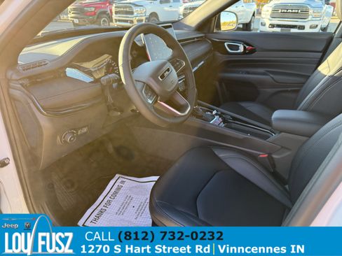 New 2026 Jeep Compass Limited image 13