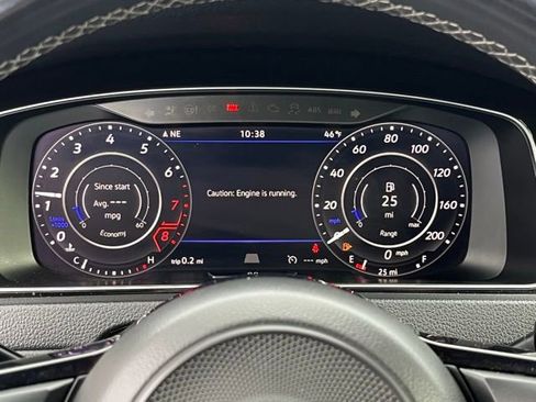 Used 2019 Volkswagen Golf R 4-Door image 34