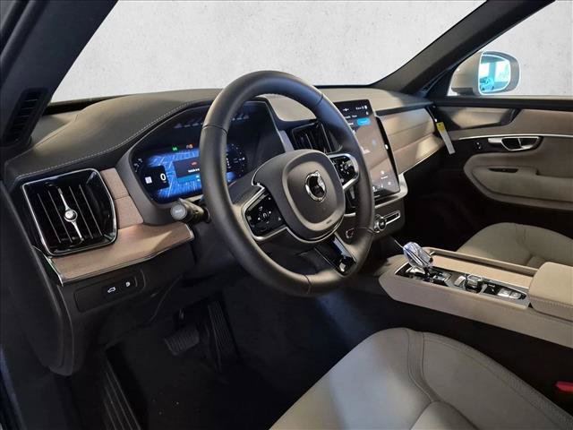 New 2027 Volvo XC90 T8 Plus AWD/4WD image 3
