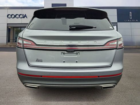 Certified 2022 Lincoln Nautilus Reserve image 5