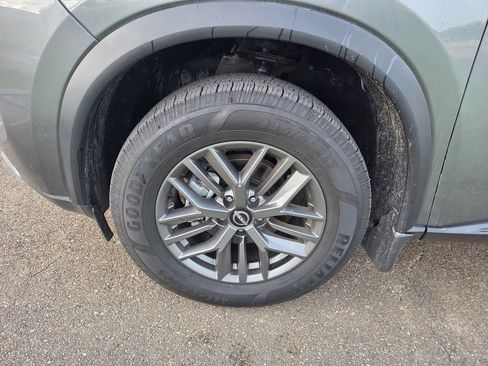 Used 2023 Nissan Rogue S AWD/4WD image 9