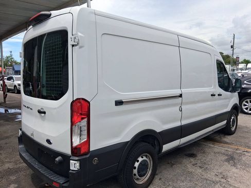 Used 2019 Ford Transit 250 148 Medium Roof RWD image 5