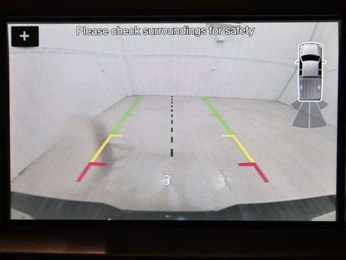 Certified 2018 Ford F150 XLT w/ Equipment Group 302A Luxury image 30