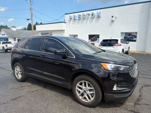 Used 2024 Ford Edge SEL w/ Convenience Package AWD/4WD image 2