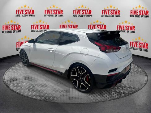 Used 2022 Hyundai Veloster N FWD image 5