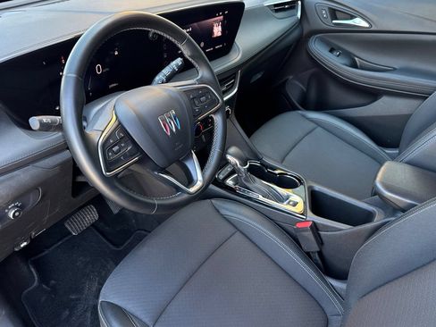 Used 2025 Buick Encore GX Preferred FWD image 11
