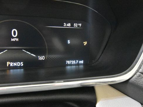 Used 2019 Lincoln Continental Select w/ Continental Climate Package image 26