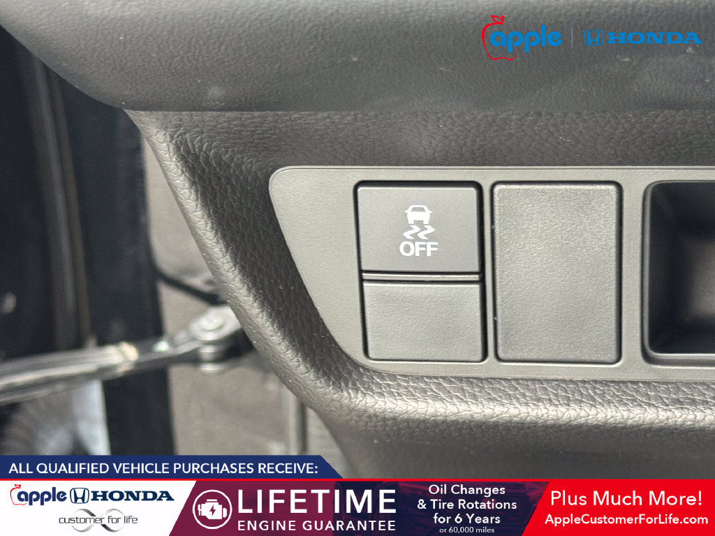 Used 2023 Honda HR-V LX image 28