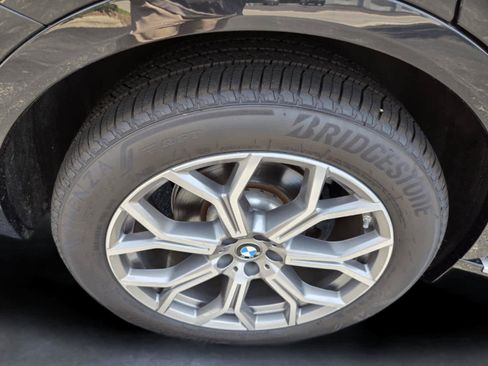 Used 2022 BMW X7 xDrive40i w/ Premium Package AWD/4WD image 20