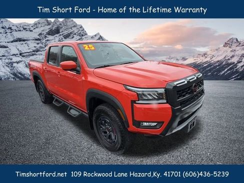 Used 2025 Nissan Frontier PRO-4X image 4