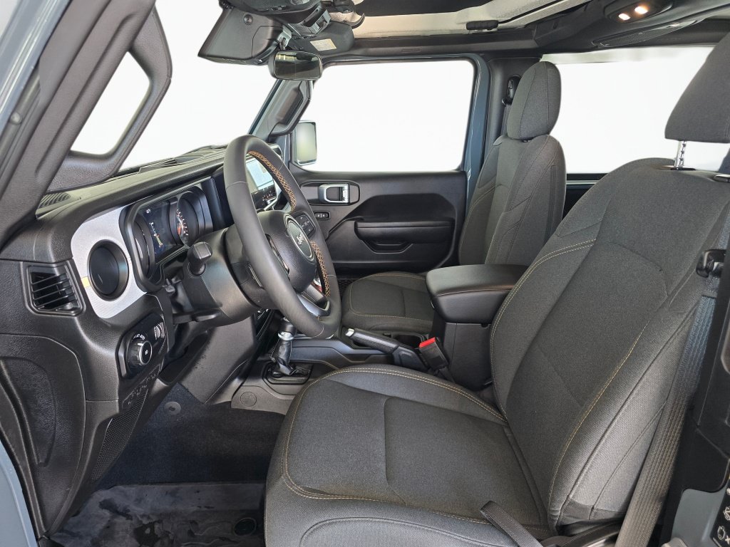 Used 2024 Jeep Wrangler Sport AWD/4WD image 16