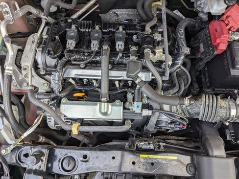 Used 2021 Nissan Versa SR w/ Convenience Package image 21