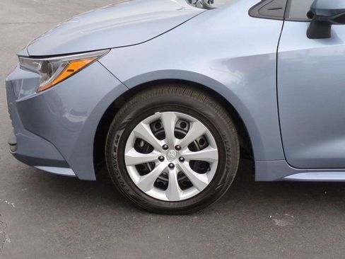 Used 2025 Toyota Corolla LE w/ Convenience Package image 7