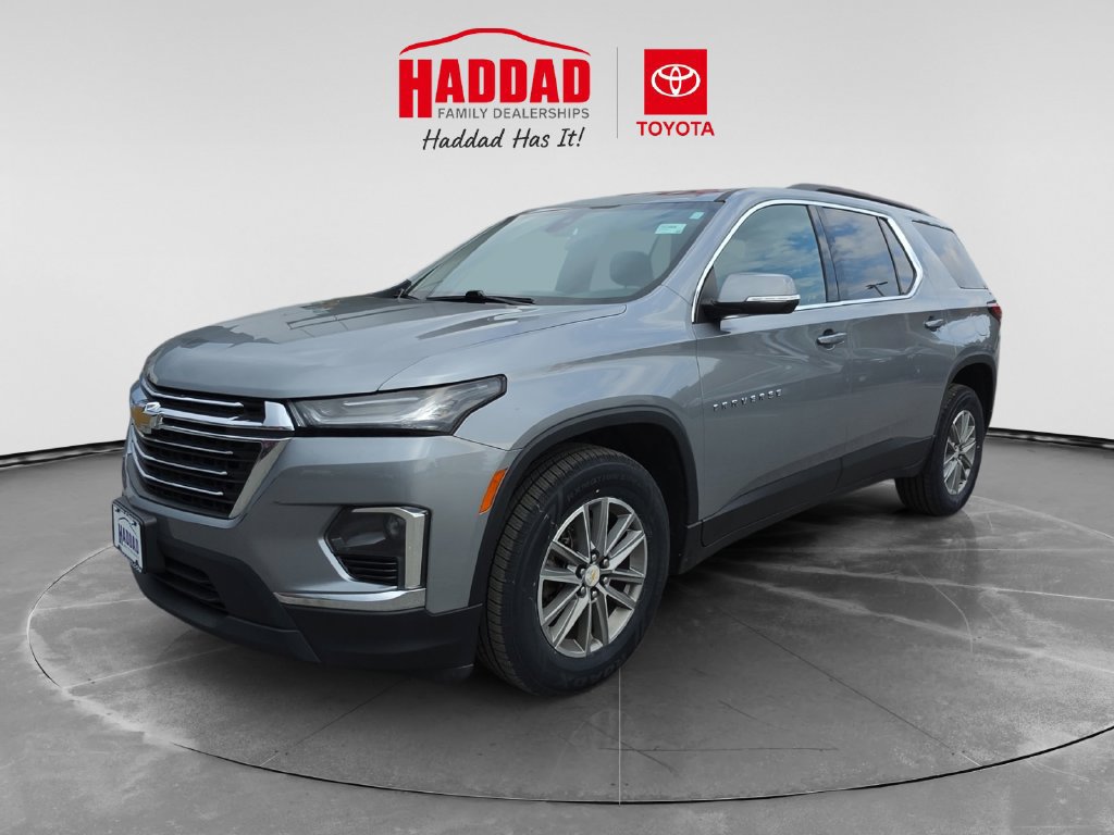 Used 2023 Chevrolet Traverse LT AWD/4WD image 1