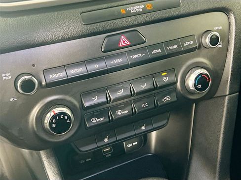 Used 2020 Kia Sportage S w/ S Sunroof Package image 14