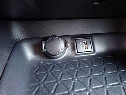 Used 2025 Toyota RAV4 LE FWD image 17