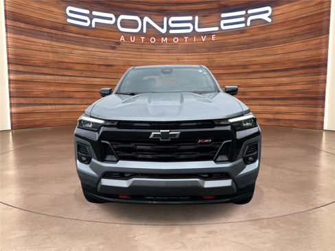 Used 2023 Chevrolet Colorado Z71 w/ Z71 Convenience Package 2 AWD/4WD image 10