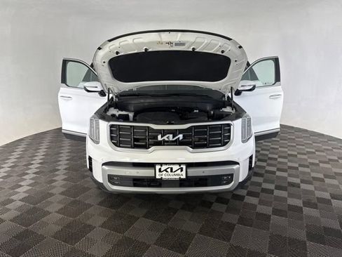 Certified 2024 Kia Telluride SX w/ Towing Package AWD/4WD image 13