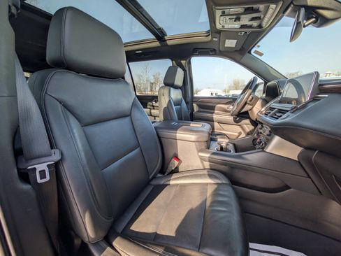 Used 2021 Chevrolet Suburban Z71 image 50