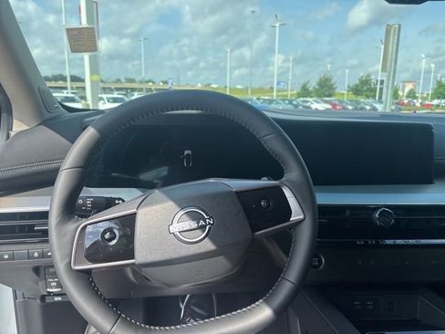 New 2025 Nissan Murano SL image 23