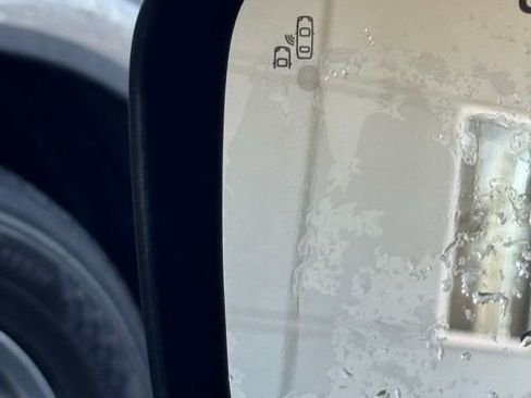 Used 2022 Jeep Renegade Latitude w/ Convenience Group image 5