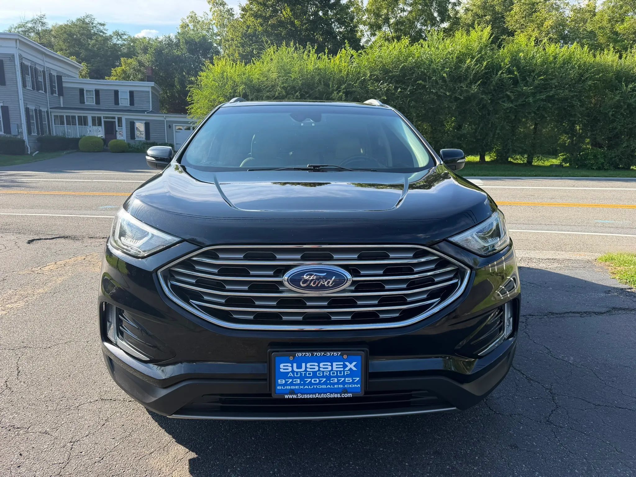 Used 2020 Ford Edge SEL w/ Convenience Package AWD/4WD image 2