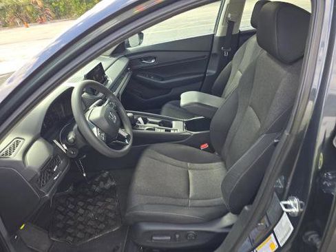 Used 2024 Honda Accord EX image 6