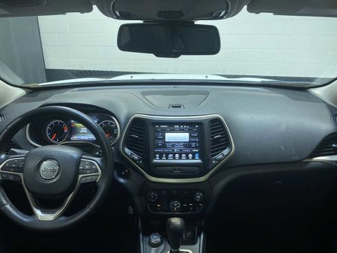 Used 2016 Jeep Cherokee High Altitude image 10