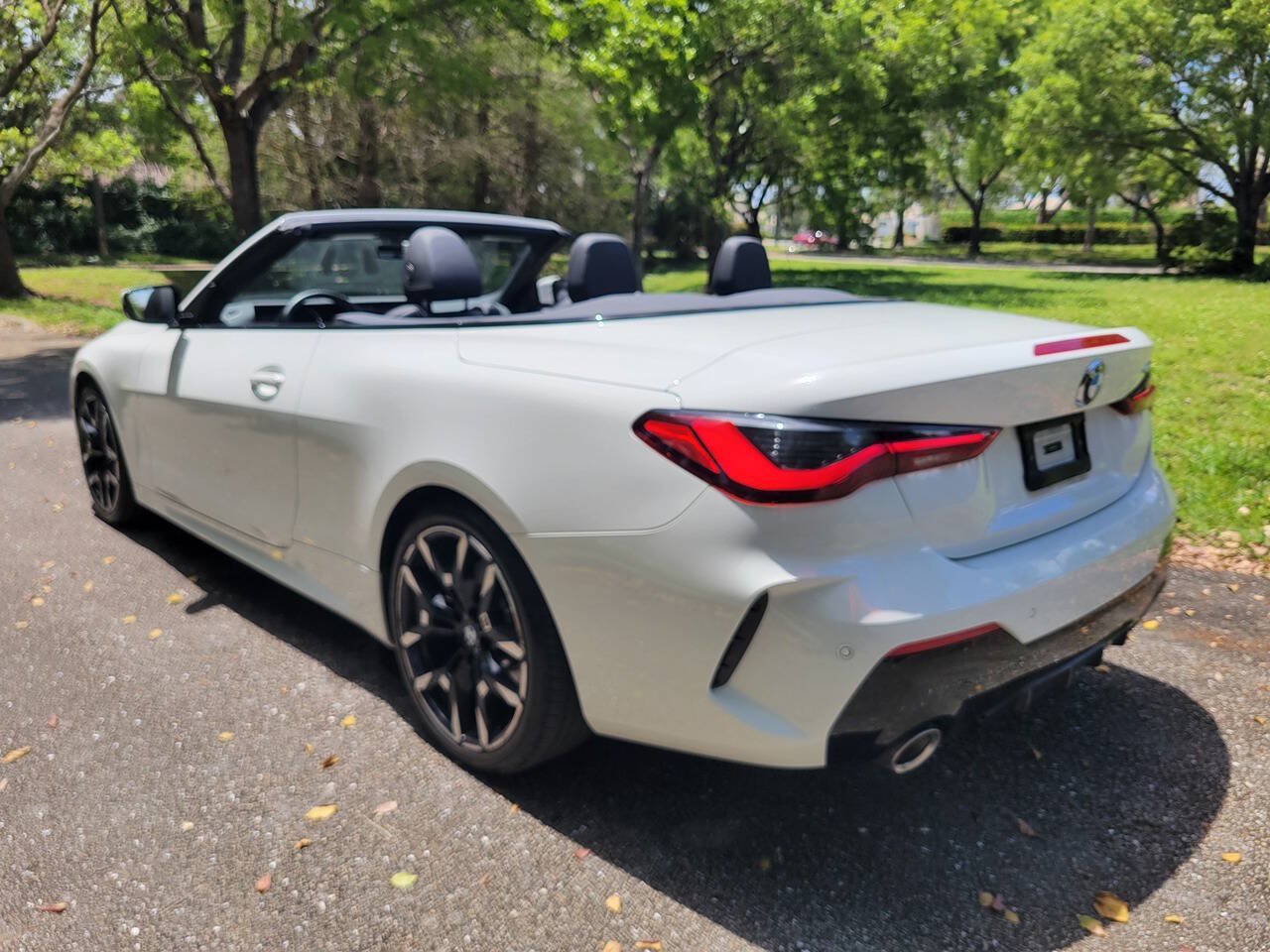 Used 2026 BMW 430i Convertible RWD image 5