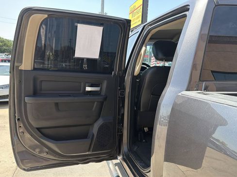 Used 2019 RAM 2500 Tradesman AWD/4WD image 31