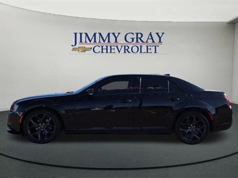 Used 2021 Chrysler 300 S image 6