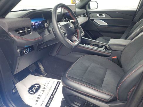 Used 2025 Ford Explorer ST AWD/4WD image 6