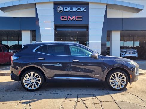 New 2026 Buick Envision Avenir image 3
