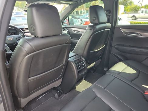 Used 2020 Cadillac XT5 Luxury image 11
