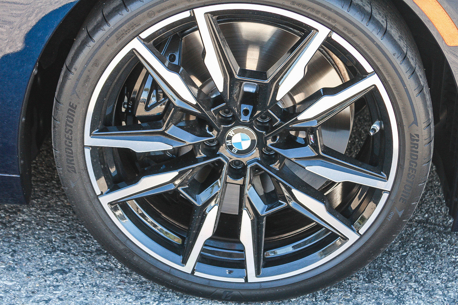 Certified 2025 BMW M850i xDrive w/ M Carbon Exterior Package AWD/4WD image 11