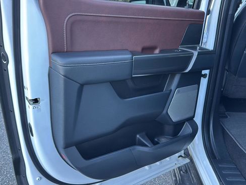 Used 2022 Ford F150 Lariat image 15