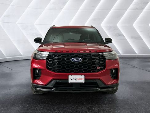 Used 2025 Ford Explorer ST w/ Sun And Sound Package AWD/4WD image 2