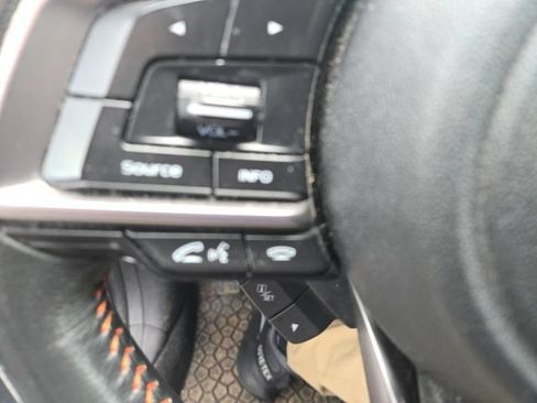 Used 2021 Subaru Crosstrek 2.5i Limited AWD/4WD image 2